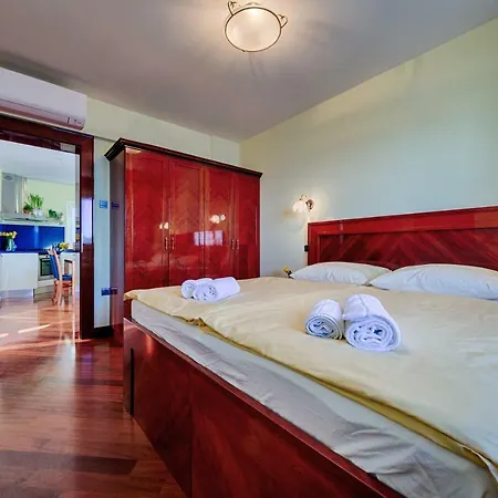 Sunset Water Apartman Vis