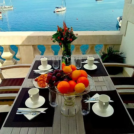 Sunset Water Apartman Vis